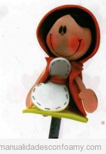 Muñeca de foamy para tope de lápiz, Caperucita Roja