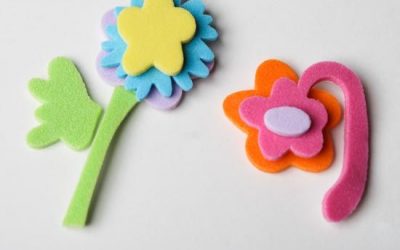 Flores sencillas de foamy para realizar con niños