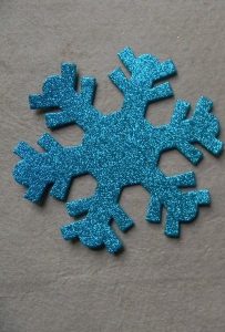 Copos de nieve de goma eva azules