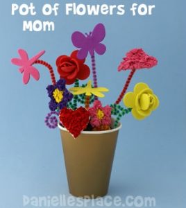 Manualidades con foamy dia de la madre, maceta con flores