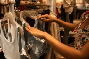 Consejos inciar negocio de ropa de segunda mano